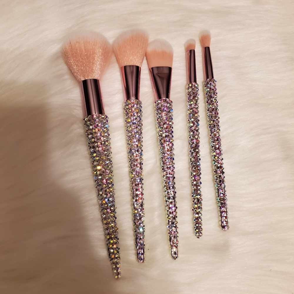 Blinged out brushes
